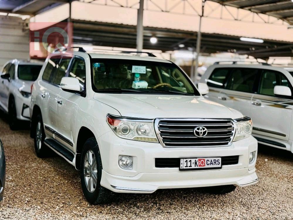 تويوتا لاندكروزر